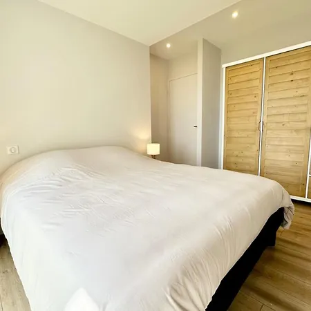 Luxury ! Contemporaine Neuve Vue Imprenable 180 *
